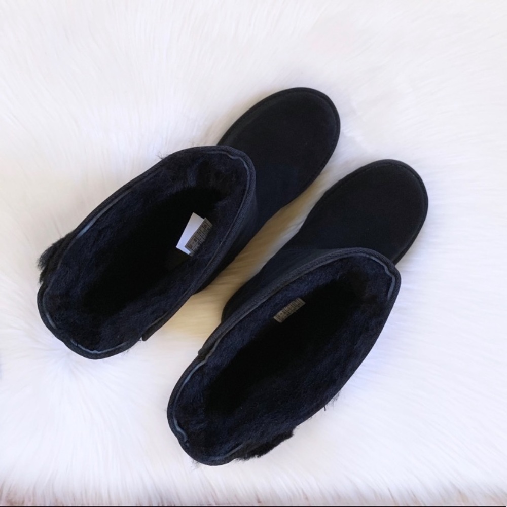 UGG Klea Black Boots - Picture 3 of 9